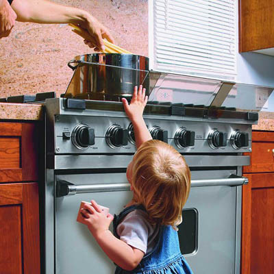 Защита на кухонную плиту Adjustable cooker guard 61-91 см.
